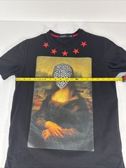 Hudson Outerwear Mens Black Mona Lisa Rhinestone Graphic Shirt Size M Red Stars