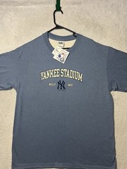 New 2007 NY New York Yankees Yankee Stadium Men’s Blue Large Baseball t-Shirt