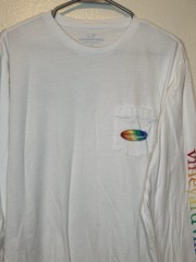 Vineyard Vines Love Is Love Shirt Large Preowned Pride LGBTQ Surfboard BG3
