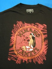 Hinano Tahiti Seated Island Girl T-Shirt Red Background Palms Black Shirt Size L