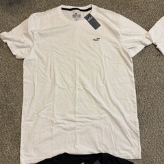 Hollister MUST HAVE Collection Crewneck T Shirts Pack of 6 Mens MEDIUM