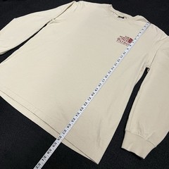 The North Face Long Sleeve T-Shirt Plastic Free Peaks Patron Mens Large Beige