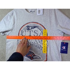 Champion UTSA Roadrunners T-Shirt Mens Medium Natural Gray San Antonio NCAA NEW