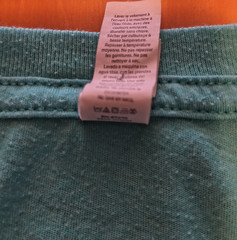 men’s tshirt canvas xl “LIVE GENEROUSLY” FRONT/ “THRIVENT FINANCIAL” BACK GREEN