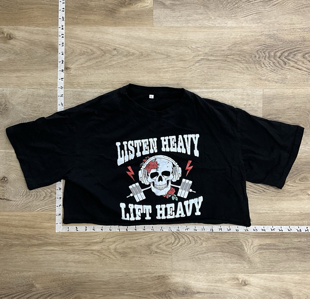 Women’s Black Listen Heavy Lift Heavy Skull crop top Size XL