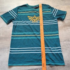 Legend of Zelda Skyward Sword Gold Triforce Logo Green Tee Shirt-Men’s-xs