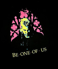 The Lost Boys Be One Of Us Kiefer Sutherland Color Black XXL T Shirt