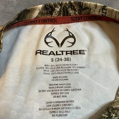 Realtree Camouflage Long Sleeve T-Shirt Men’s Small Camo Hunting Gear Outdoors