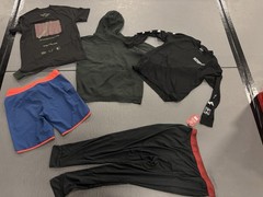 RVCA Set Of Items LARGE (5)