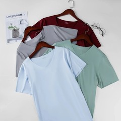 Men’s Ice Silk V-Neck T-Shirt Slim Fit Seamless Short Sleeve Summer Top