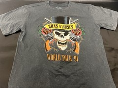 GUNS N’ ROSES L Large Concert Tee Shirt USE YOUR ILLUSION Tour Cities 1991 Black