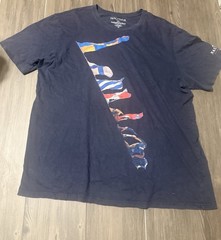Nautica navy blue graphic tee with California map design. l