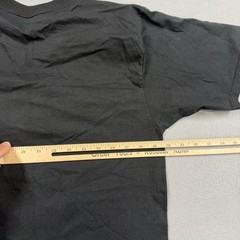 Vintage Tiger Shirt Mens Medium Black Big Cat Front Graphic Tee Wildlife 1990s