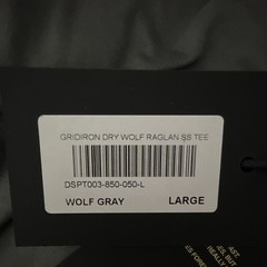 Darc Sport Dry Wolf Men’s L Gray Gridiron Raglan Graphic Crew Neck T-Shirt