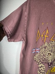 Def Leppard T-Shirt Mens Size Small Purple Retro Rock Band Pyromania Tour Tee