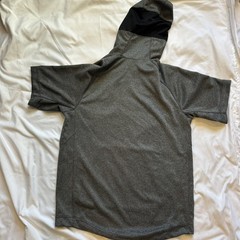 Nike Hoodie Shirt Men Medium Gray Dri-FIT Short Sleeve Pullover Pocket