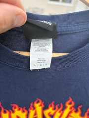 Men’s Thrasher Magazine Skateboard Flames Navy Blue Graphic T-shirt (Large)