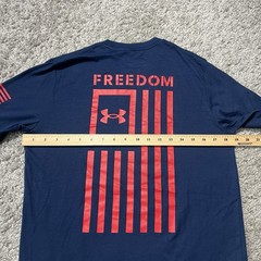 Under Armour Freedom Navy Blue Red T Shirt Soft Stretch Gym Workout USA Flag