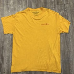 Free And Easy Urban Outfitters Special Edition Men’s Shirt Size Large