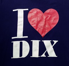 I LOVE DIX Dorothea Heart Shirt – M – Nurse Mental Health Medicine Y2K VINTAGE