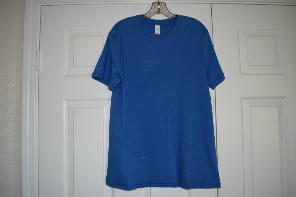 Alternative tear away label Size M Royal Blue Outsider tee Short Sleeve Shirt