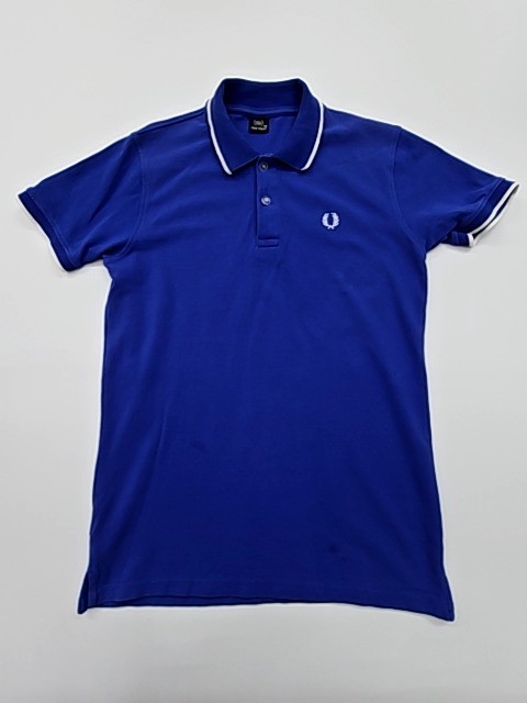 Fred Perry Mens Blue Polo Shirt Logo Accent Size M Regular Condition New