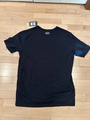 Under Armour Men’s T Shirt XL Black – New With Tags