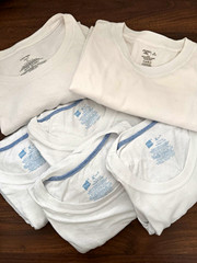 Lot of 6 Mixed Brands Men’s White Crew Neck Tagless Undershirts M/XL