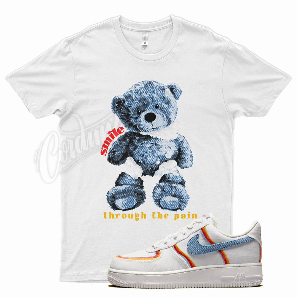 White SMILE T Shirt for N Air Force 1 Low Sail Light Armory Blue Chili Red