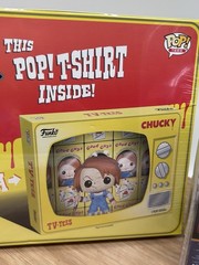 Funko Pop! Tees Chucky TV Box T-Shirt 3X NECA Solar Powered Chucky Body Knocker