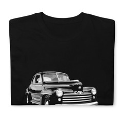 1947 Ford Business Coupe Antique Car Short-Sleeve Unisex T-Shirt