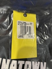 Chinatown Market Men’s T-Shirt Size Large