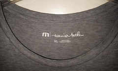 ⛳Travis Mathew Golfer w/Beer Logo Short Sleeve Mens T-Shirt XL X Large NWOT NEW