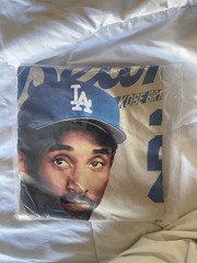 Kobe Bryant Cream Color Tshirt Men’s Size Large New In Package