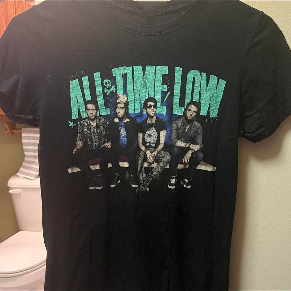 Vtg T Shirt All Time Low Basement Noise Livestream Show MA383 FREE SHIPPING