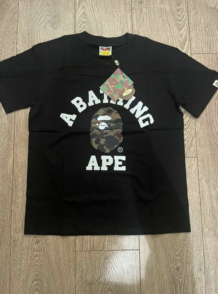 A Bathing Ape BAPE Ape Head Logo Graphic Tee Black Men’s M Crew Neck Cotton
