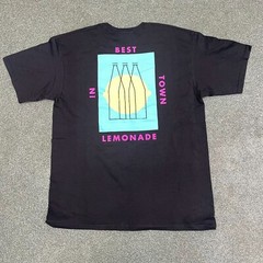 Best Lemonade in Town T-Shirt – Funny – Large Black its not weird your weird