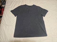 Vince Men’s Henley Short Sleeve T-Shirt Size Large Black 3 Button Classic