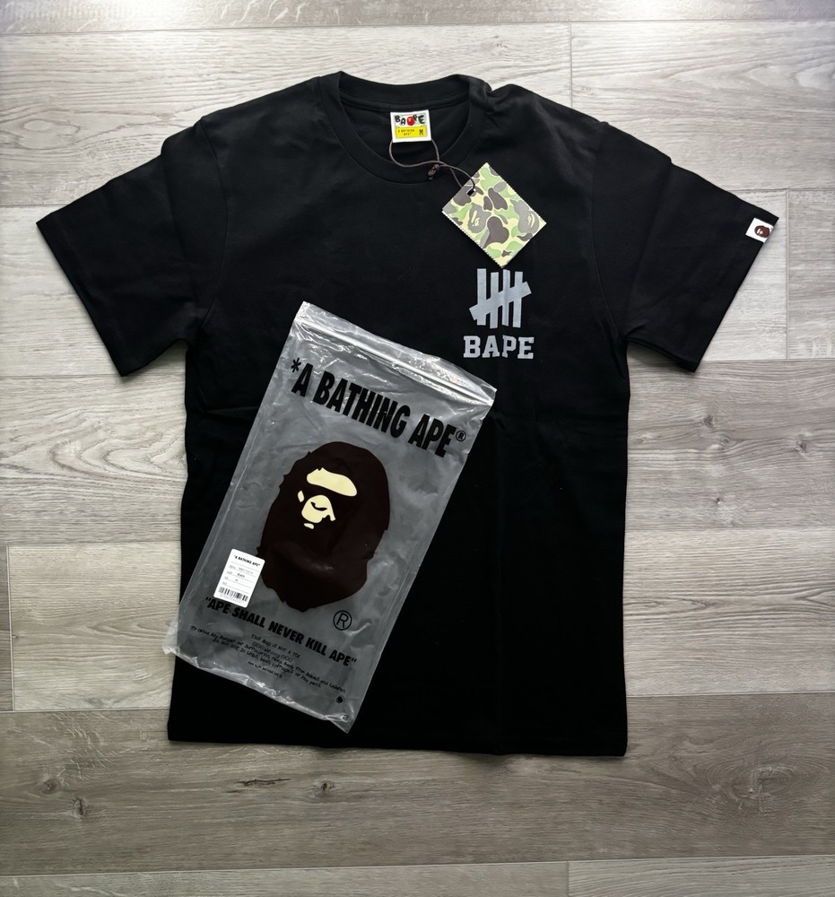 A Bathing Ape BAPE Undefeated Return of the Bape Black Graphic Tee Men’s M