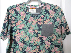 Free Planet Tropical Floral Gray Pocket V Neck Tee Shirt Short Sleeves Size XL