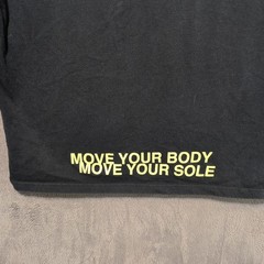 Nike Shirt Black M Graphic Limited Edition World Tour Oregon MOVE YOUR BODY Mens