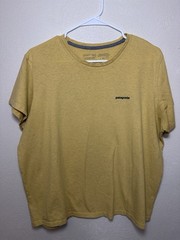 Patagonia Responsibili-Tee Women’s Yellow Graphic Logo Crew Neck T-Shirt XXL