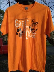 Great Wolf Lodge Orange Paw Print Wolf Graphic L T-shirt NWT