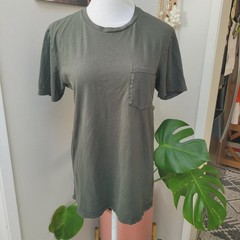 Everlane Pocket T-Shirt Casual 100% Cotton Everyday Slate Gray Mens Small Comfy