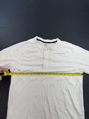 Gap White Henley Button T-Shirt Mens Size Medium Cotton Short Sleeve