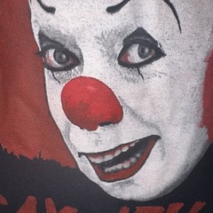 Stephen King IT Pennywise Clown T-Shirt Small Horror Movie Graphic Tee Halloween