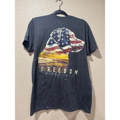 Buck Wear Mens Freedom Since 1776 American Flag Dog Graphic T-Shirt Gray MD