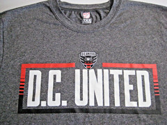 NWOT- MLS D.C. United TX3 WARM Gray Polyester T-Shirt Size Large- Ships FREE!