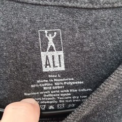 The Greatest Muhammad Ali Tshirt Gray Screenprint SS Men L Small Flag Boxing
