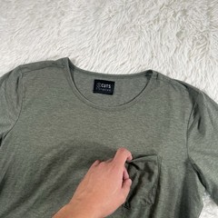 CUTS Shirt Men Size Medium Green Elongated Short Sleeve Round Neck Pocket Casual